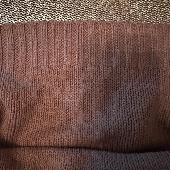 Rock & Republic Metallic Gold Crew Neck Women's Sweater, Size L (283) - Picture 8 of 10